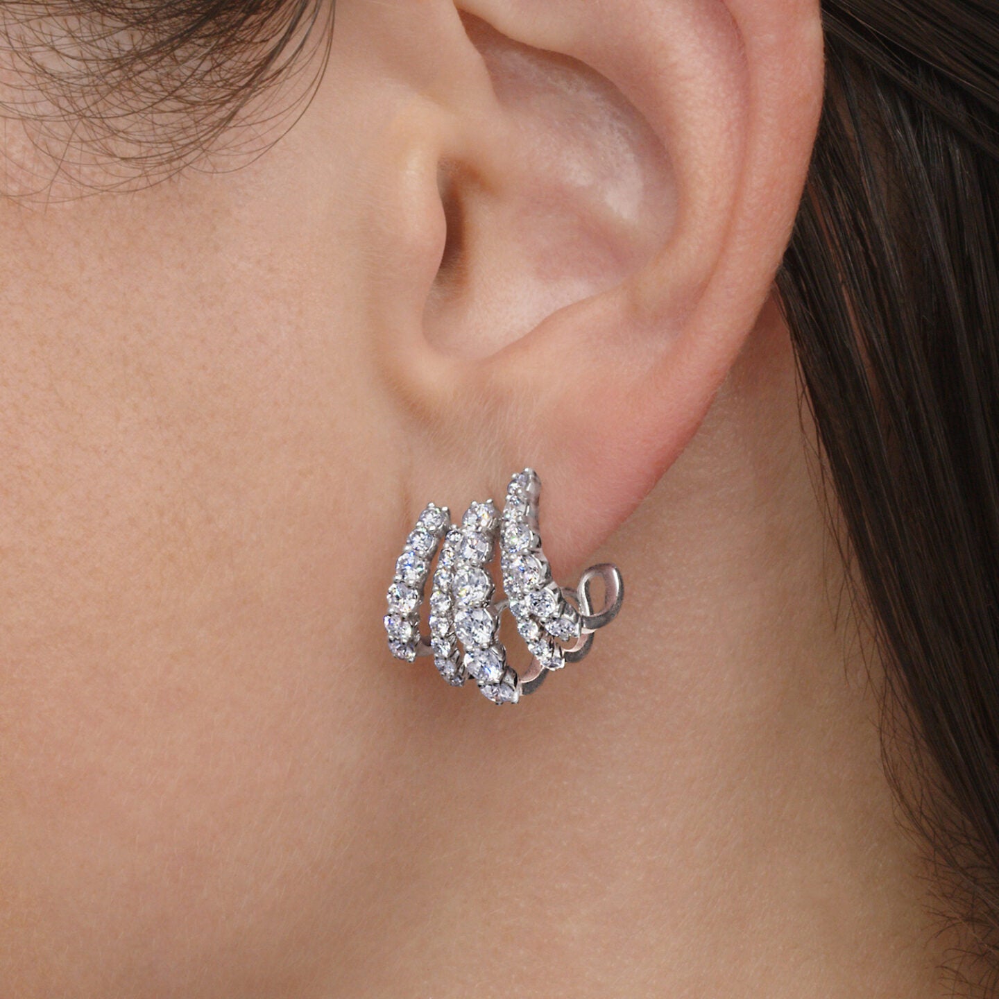 Kwiat 5-Row Ear Cuff