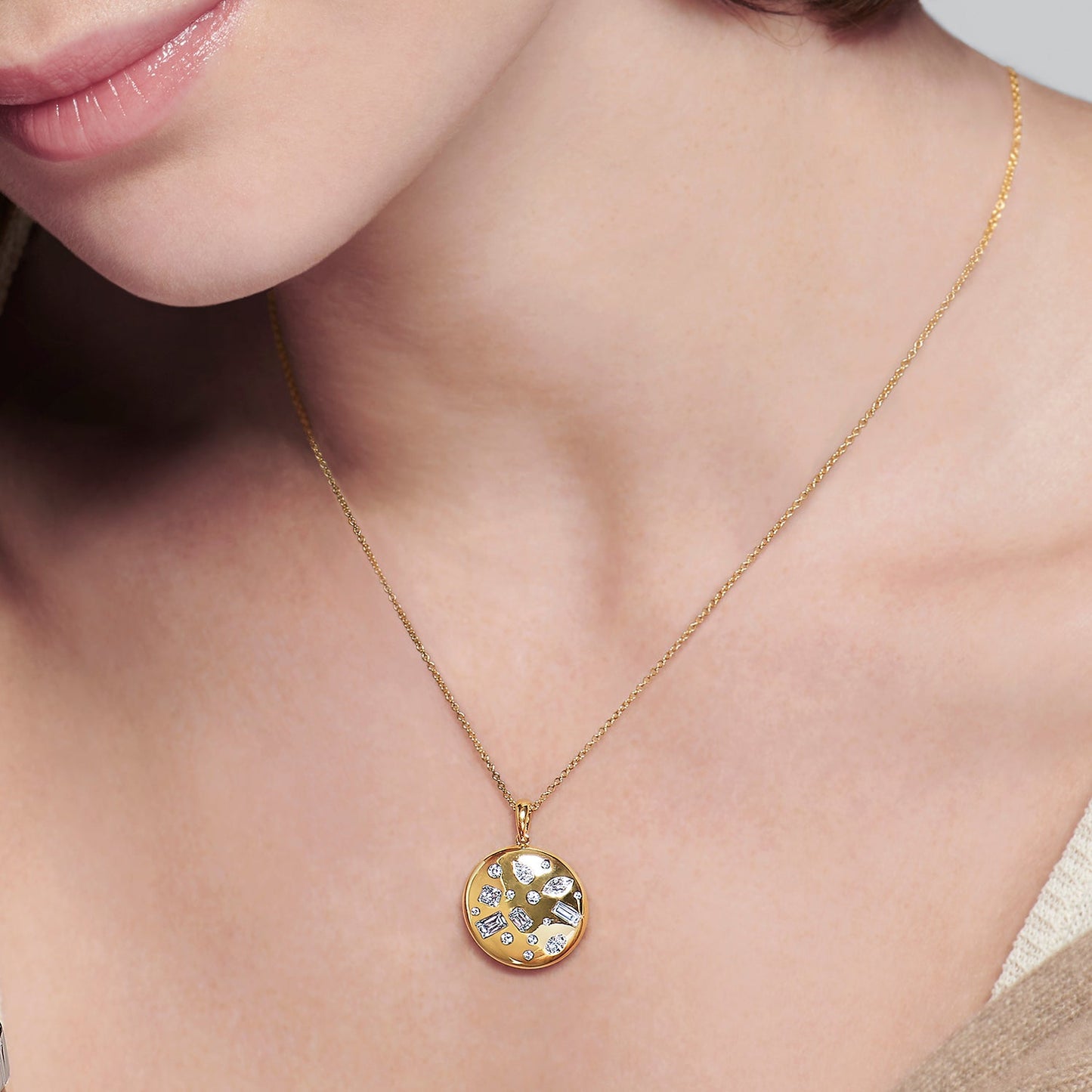 Kwiat Cobblestone Fancy Diamond Pendant