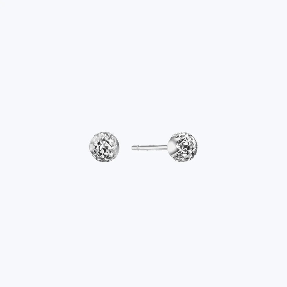 Lunar Studs