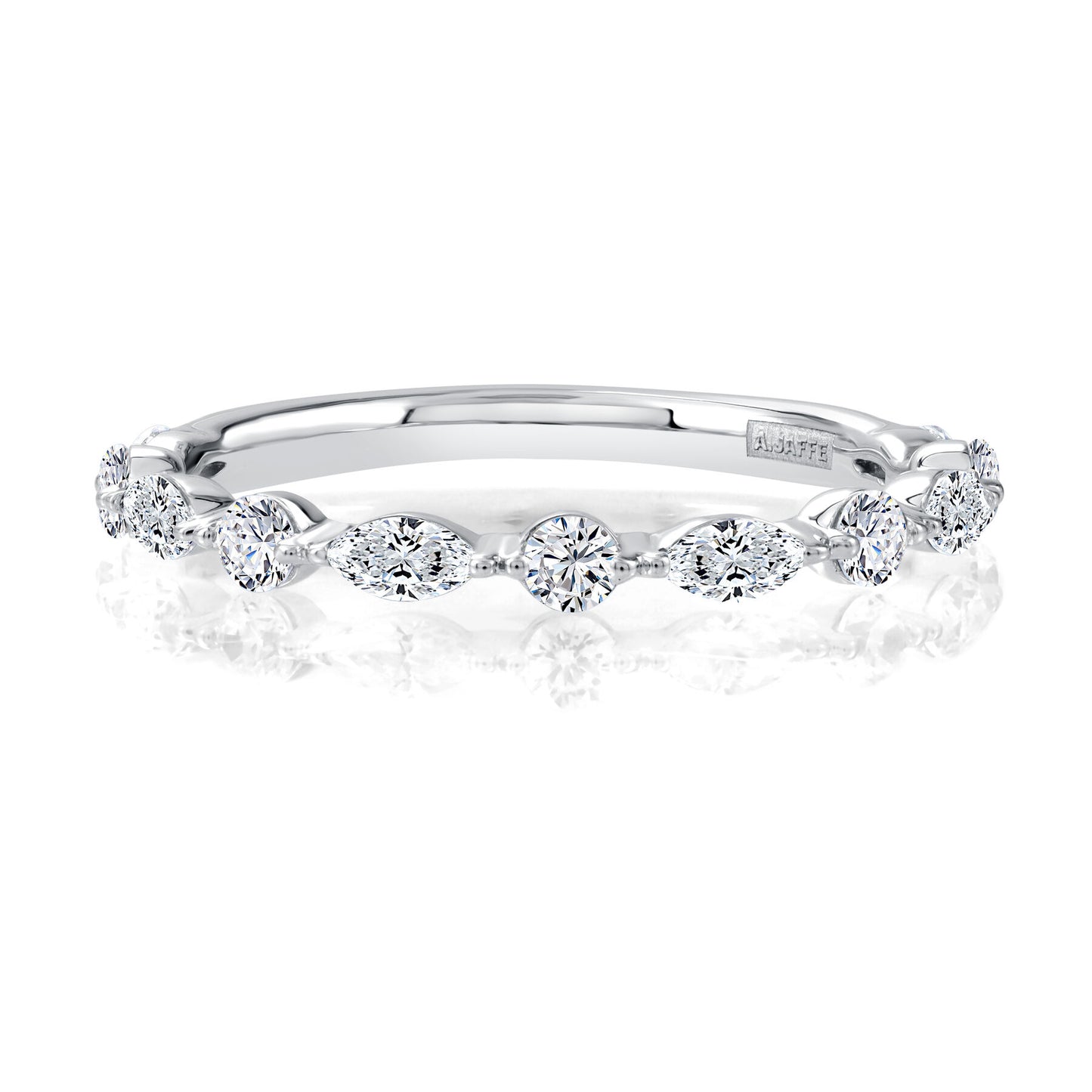 A Jaffe Alternating Diamond Band